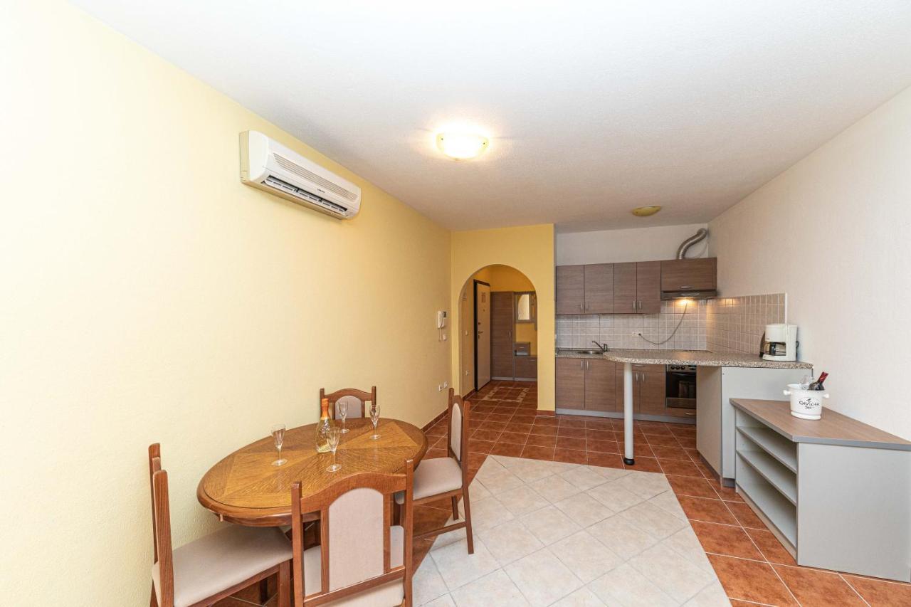 Sea View Apartments Sirena Okrug Gornji Eksteriør billede